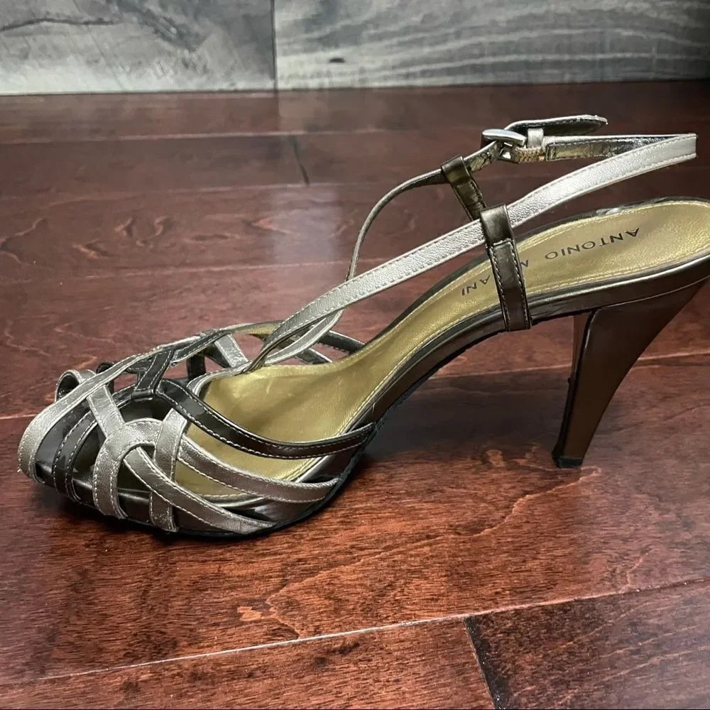 Antonio Melani Bronze Champagne Strappy Open-toe Heel Size 9.5